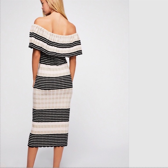 Free People Model Off-Duty Stretch Ribbed Dress Off The Shoulder - Picture 3 of 7
